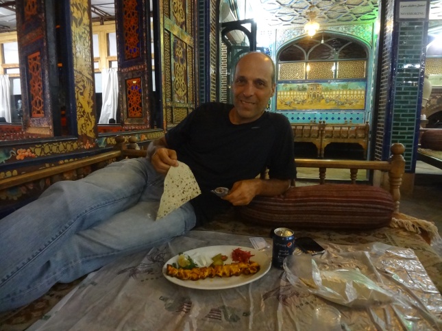 Jantar típico iraniano